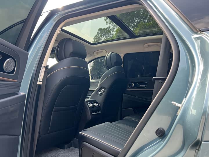 Фото 9 - Chery Tiggo 9