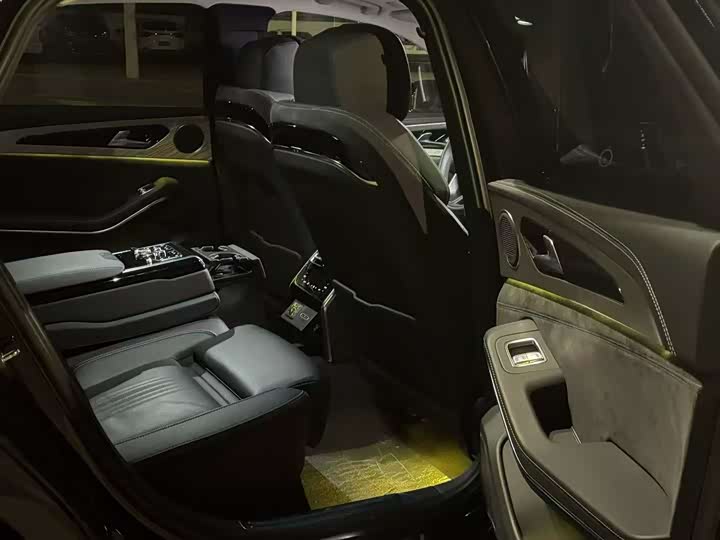 Фото 3 - Hongqi H9