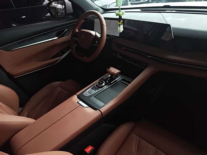 Фото 8 - Changan CS75 Plus