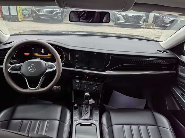 Фото 6 - Volkswagen Passat