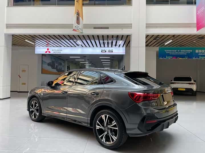 Фото 4 - Audi Q3 Sportback