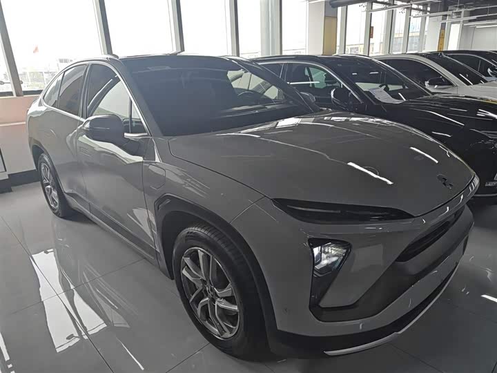 Фото 4 - Nio EC6