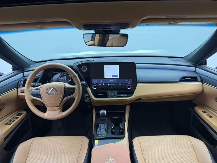 Фото 4 - Lexus ES