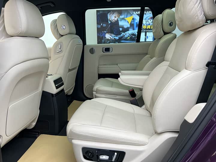 Фото 8 - LiXiang L9