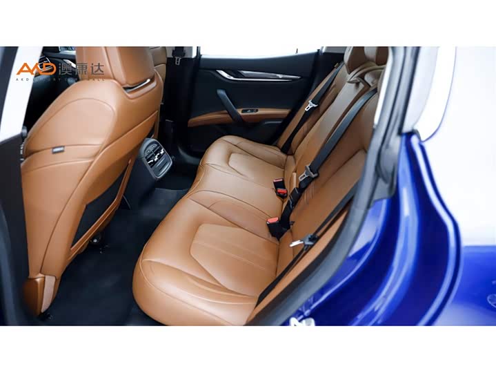 Фото 7 - Maserati Ghibli