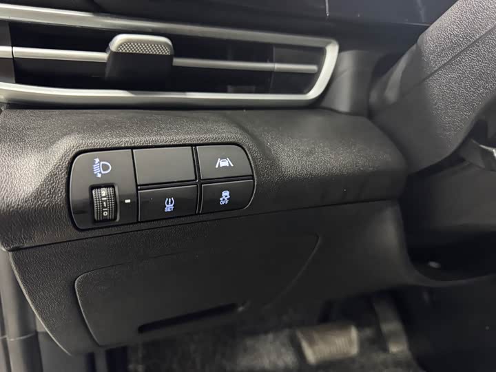 Фото 9 - Hyundai Elantra N line