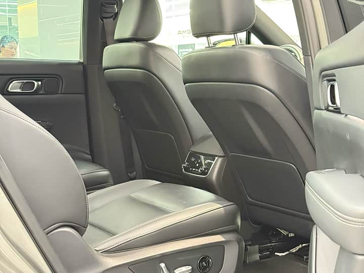 Фото 8 - LiXiang One