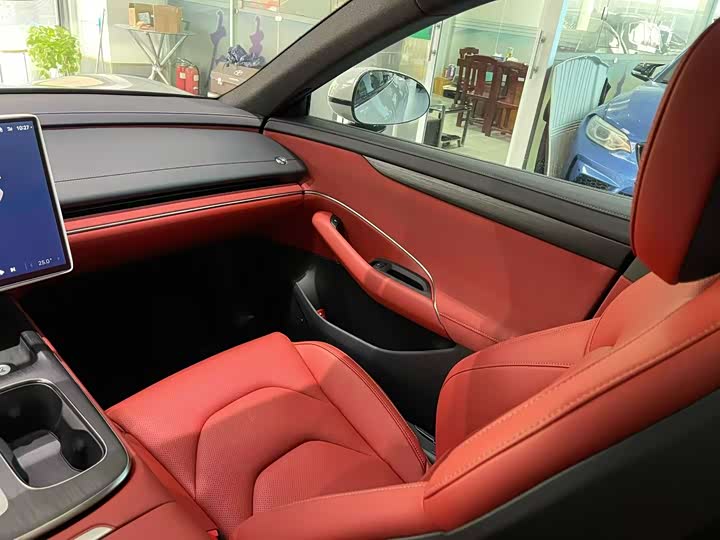 Фото 5 - Xiaomi SU7