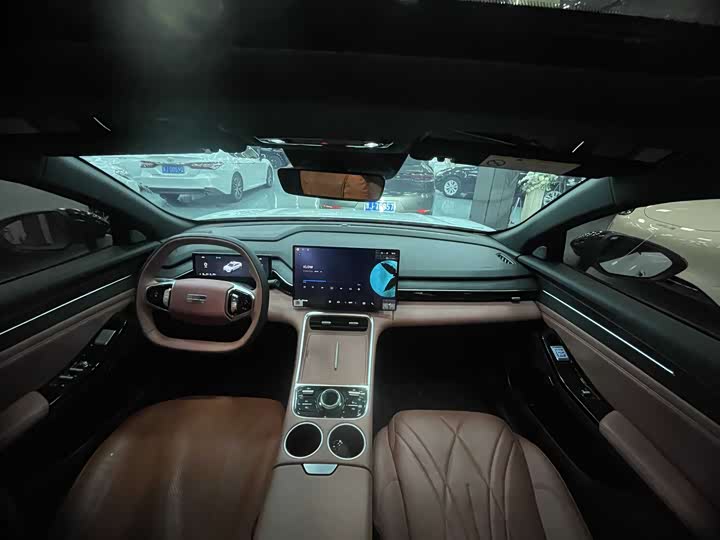 Фото 9 - Geely Galaxy L6