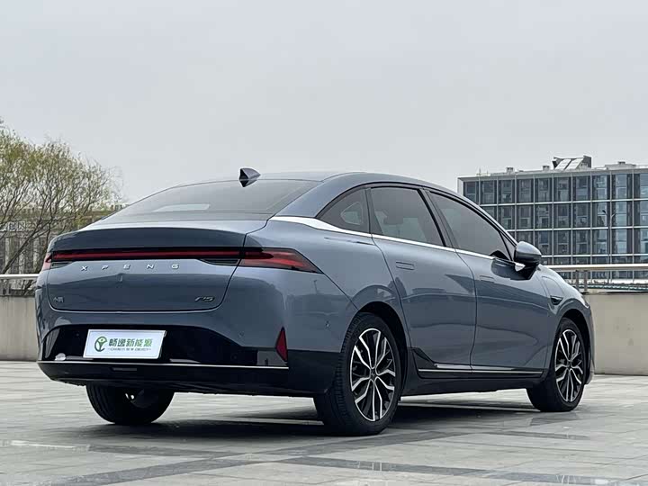 Фото 3 - XPeng P5