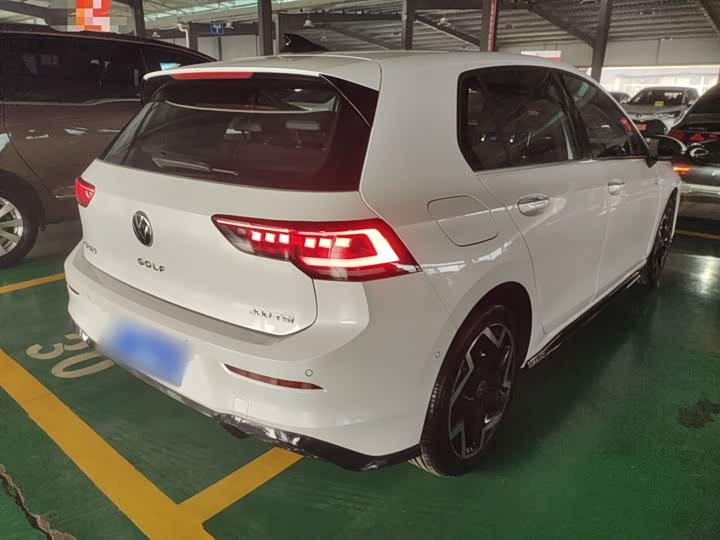 Фото 7 - Volkswagen Golf