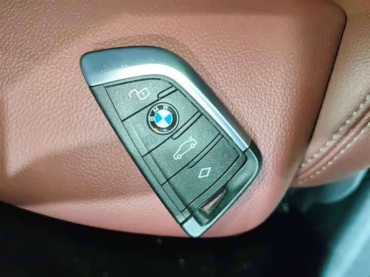 Фото 9 - BMW i3