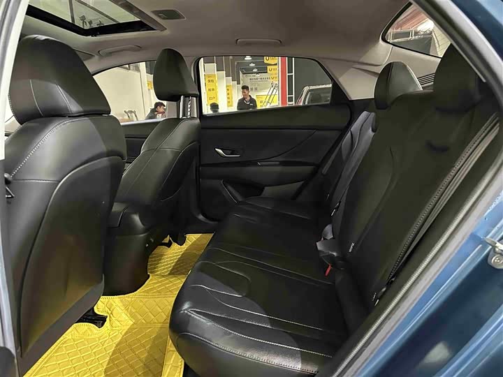 Фото 5 - Hyundai Elantra N line