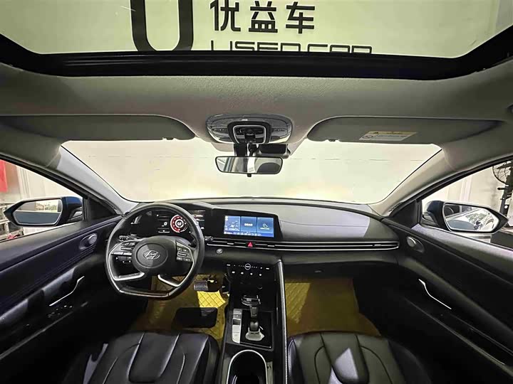 Фото 6 - Hyundai Elantra N line