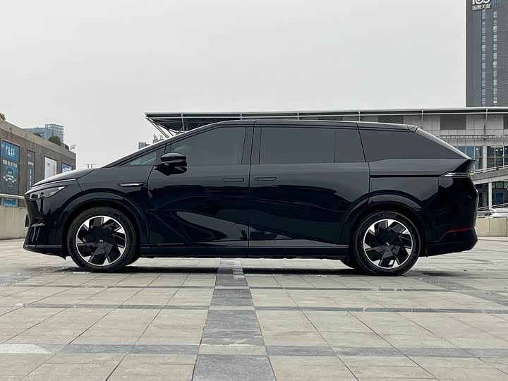 Фото 5 - XPeng X9