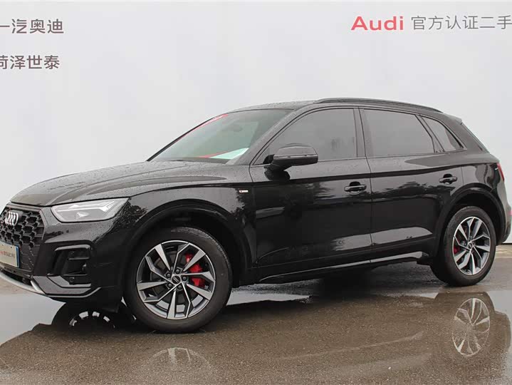 Фото 1 - Audi Q5L