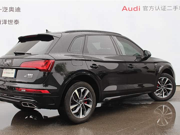 Фото 4 - Audi Q5L