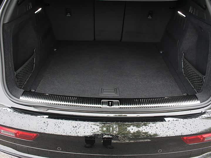 Фото 6 - Audi Q5L