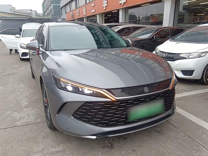 Фото 4 - BYD Qin L