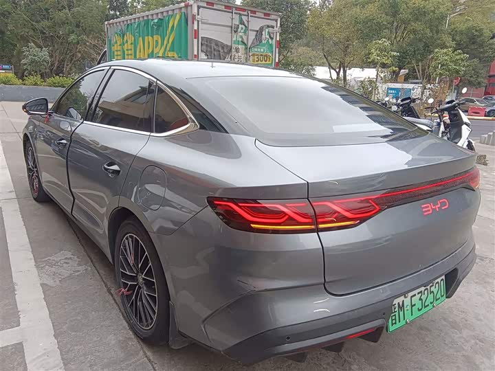 Фото 5 - BYD Qin L