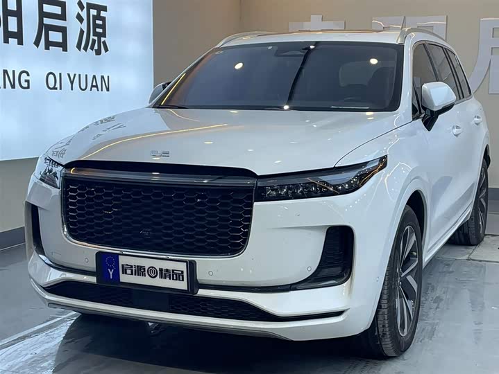 Фото 1 - LiXiang One