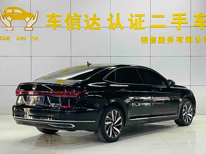 Фото 3 - Volkswagen Passat