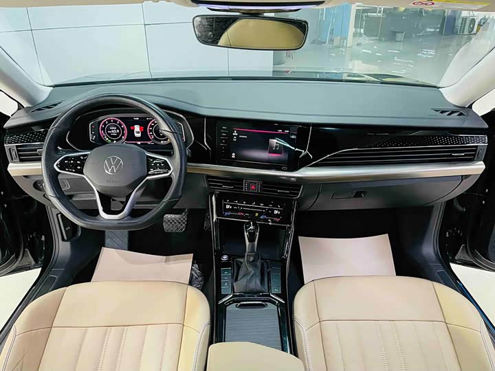 Фото 9 - Volkswagen Passat