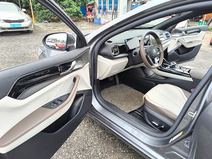 Фото 8 - BYD Qin Plus