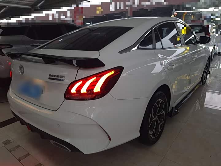 Фото 7 - MG Motor 5