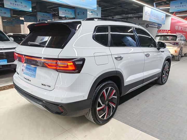 Фото 7 - Volkswagen Tharu