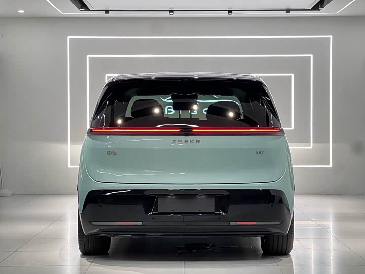 Фото 5 - Zeekr Mix