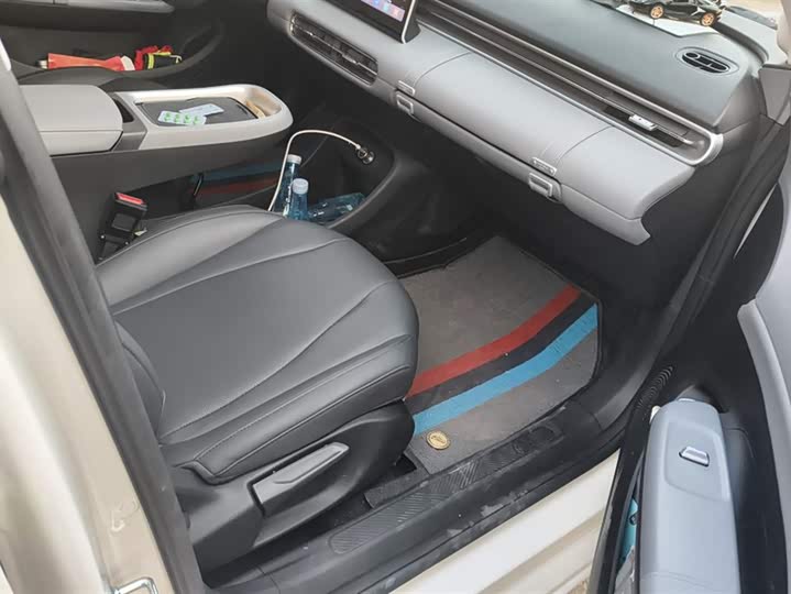 Фото 8 - Dongfeng Nammi 01