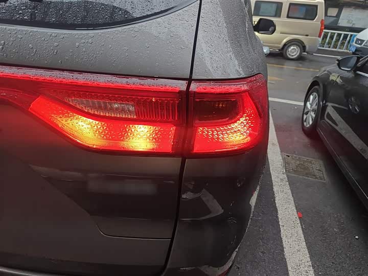 Фото 8 - Haval M6