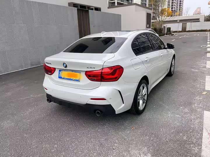 Фото 7 - BMW 1 Series