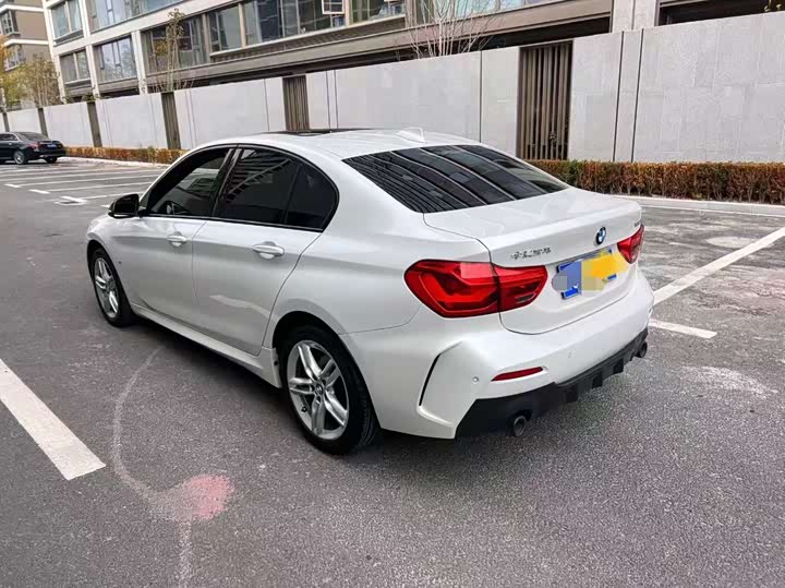 Фото 8 - BMW 1 Series