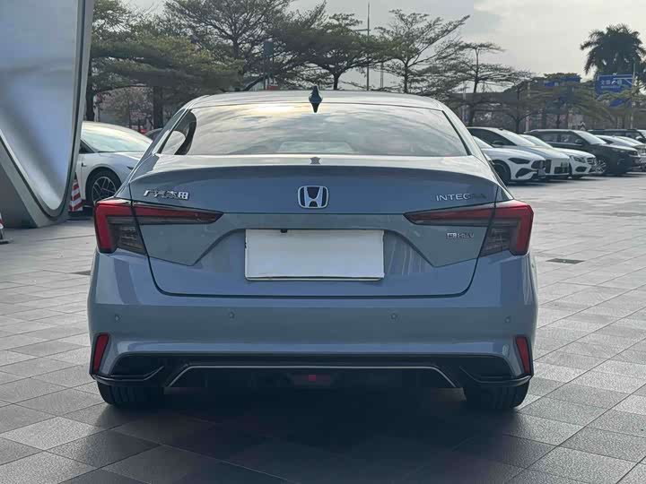 Фото 4 - Honda Integra