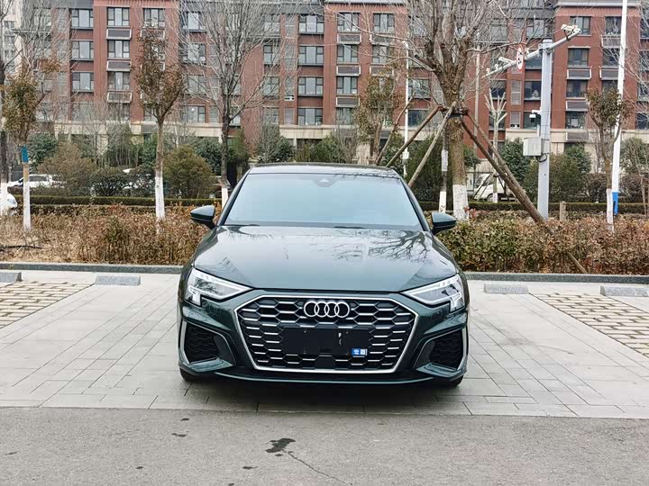 Фото 2 - Audi A3