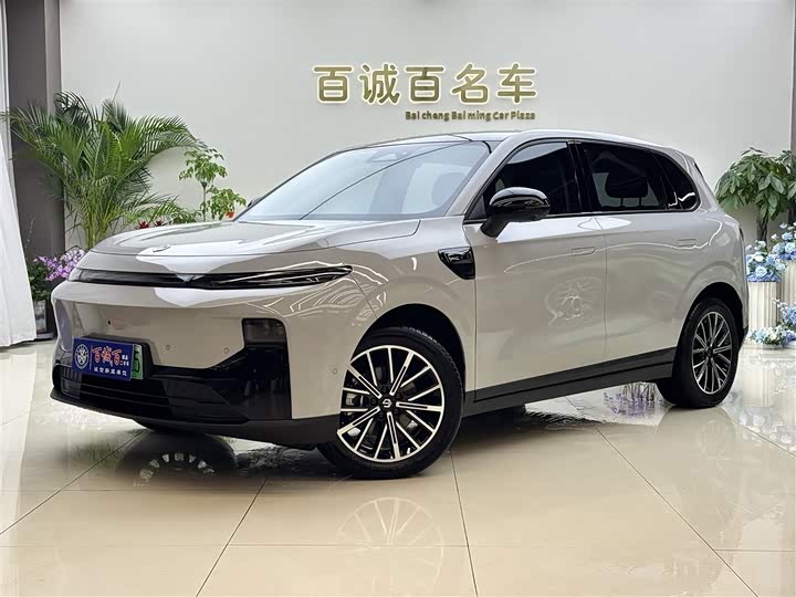 Фото 1 - Leapmotor B10