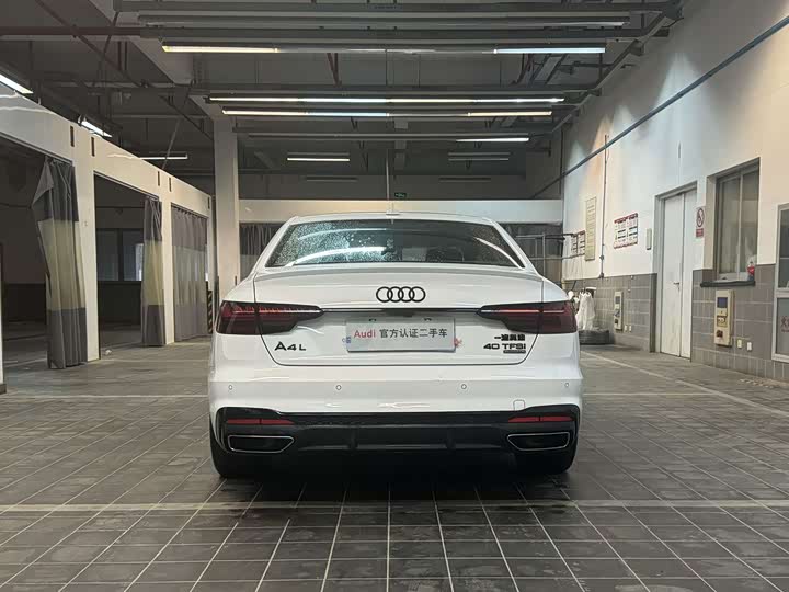 Фото 7 - Audi A4L