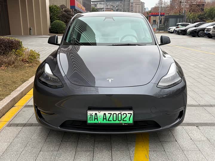 Фото 2 - Tesla Model Y