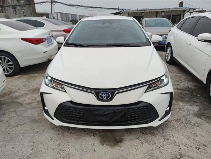 Фото 3 - Toyota Corolla