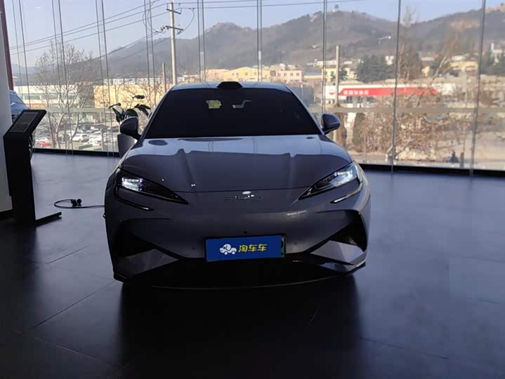 Фото 2 - BYD Sea Lion 07 EV