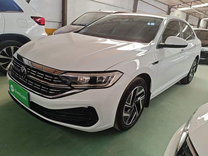 Фото 2 - Volkswagen Sagitar L