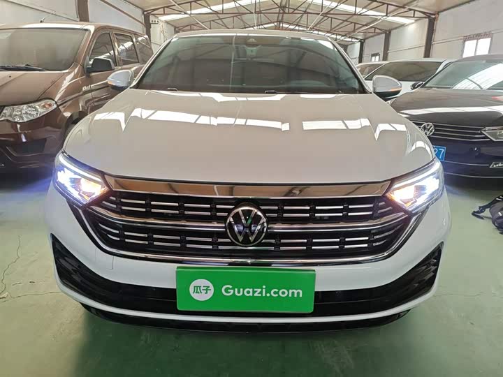 Фото 3 - Volkswagen Sagitar L