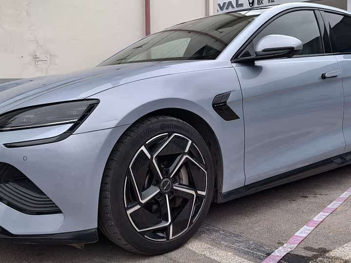 Фото 2 - BYD Seal