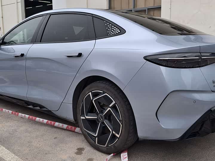 Фото 4 - BYD Seal