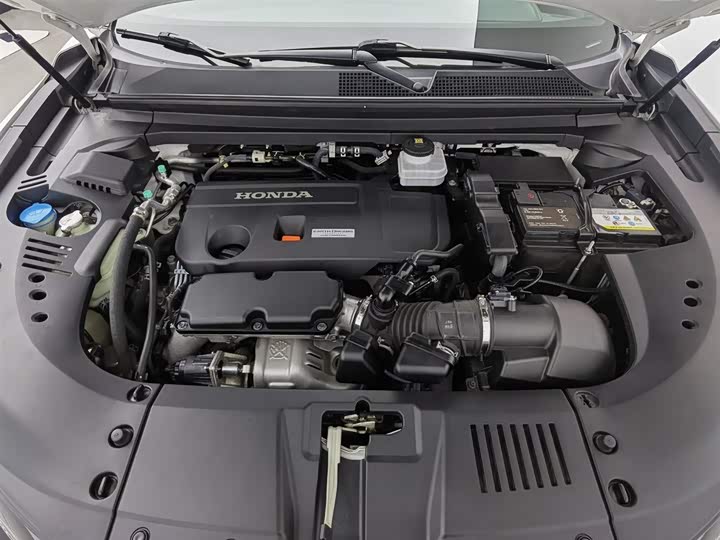 Фото 6 - Honda UR-V