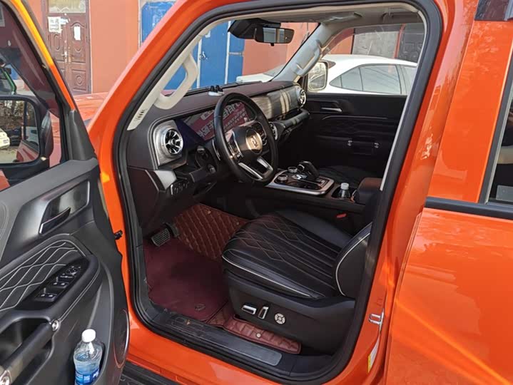 Фото 9 - Tank 300