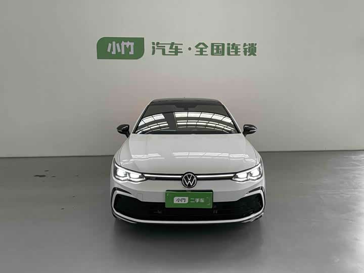 Фото 3 - Volkswagen Golf