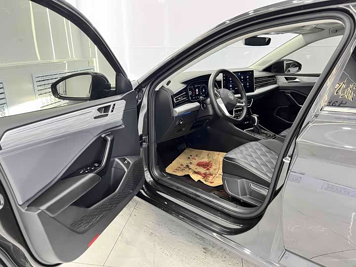 Фото 8 - Volkswagen Sagitar L